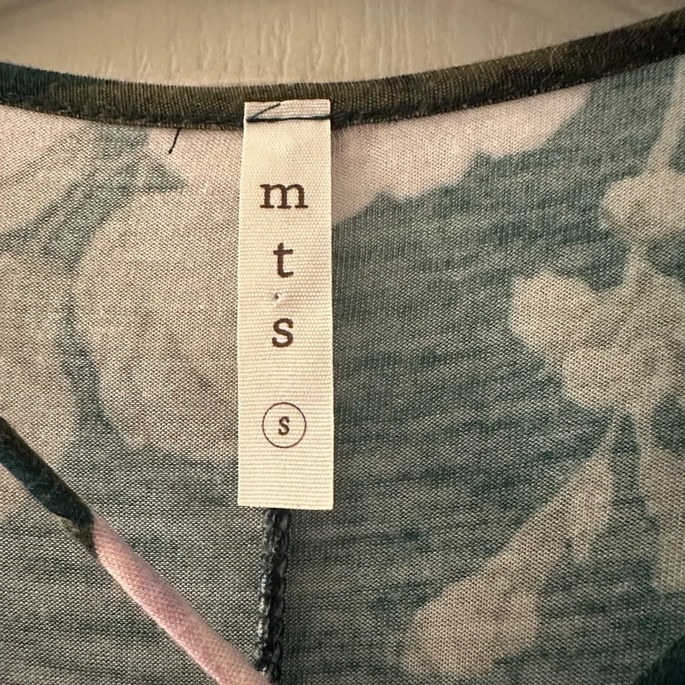 MTS Floral Dress - Picture 2 of 3
